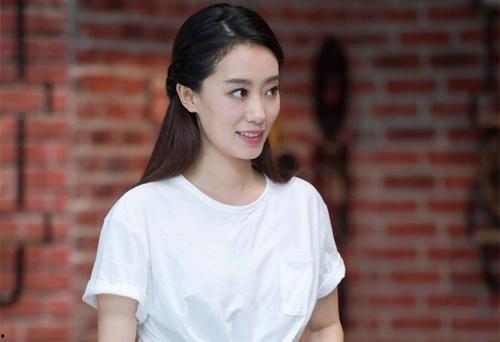 娱乐圈吃瓜张小斐,娱乐圈吃瓜达人，揭秘明星幕后故事