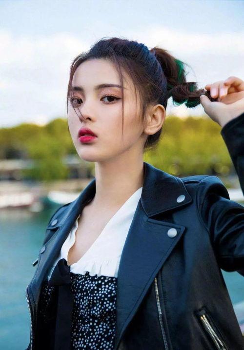 张奕娱乐圈吃瓜事件,张奕吃瓜事件引发热议