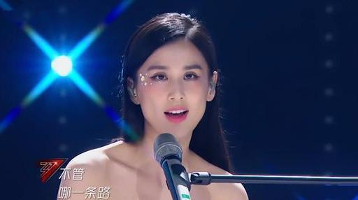 娱乐吃瓜三姐是谁啊,她是如何成为娱乐圈热点的？