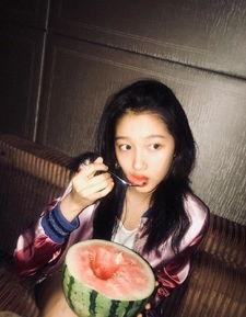 娱乐吃瓜酱的画面图片高清,高清画面下的娱乐圈风云