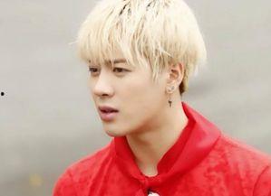 爱豆吃瓜娱乐酱陈立农,从爱豆到吃瓜达人，揭秘他的娱乐人生