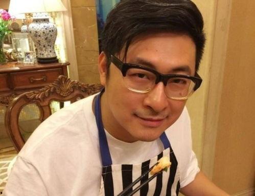 全娱乐圈都靠我吃瓜,我只负责吃