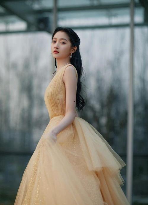 娱乐吃瓜的老公是谁图片